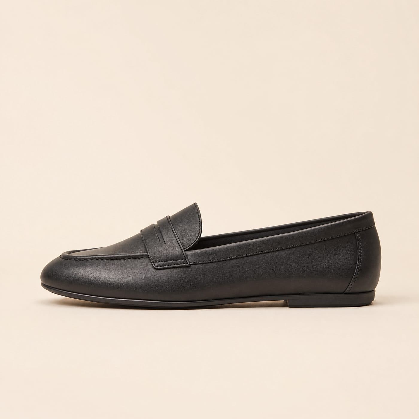 Loafer Classic in side view