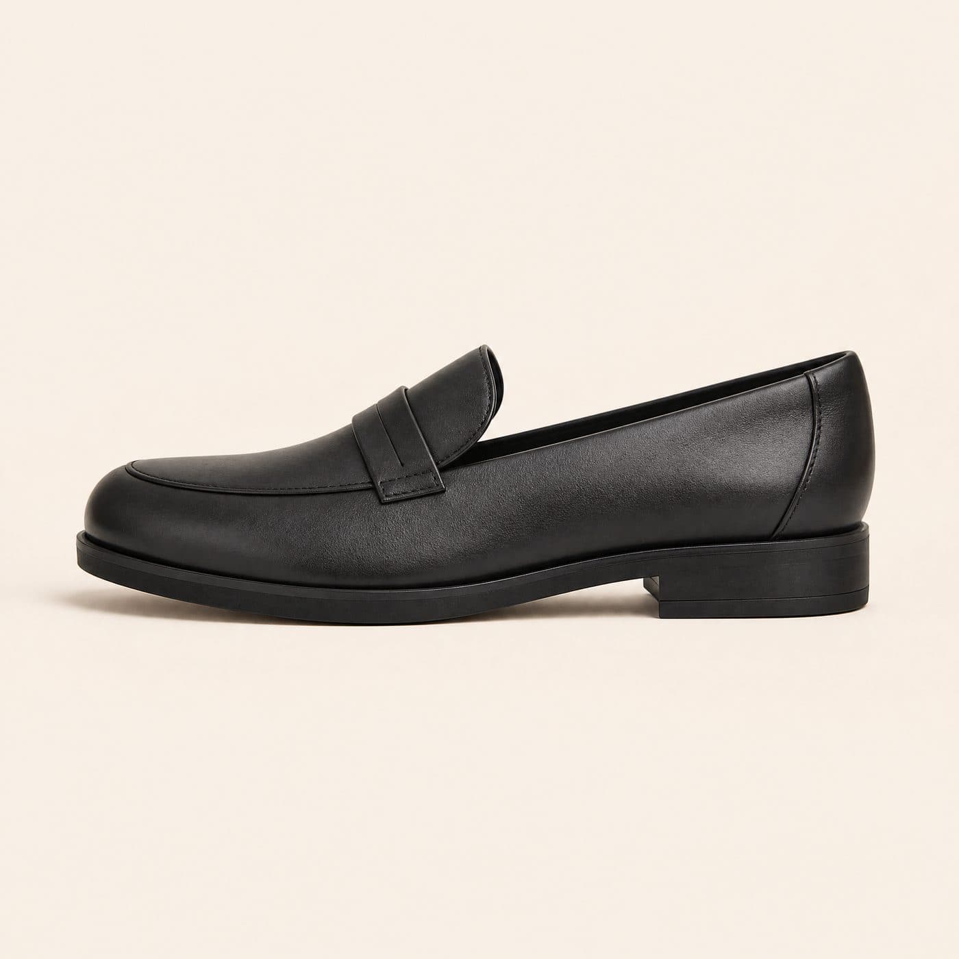 Loafer Wide Fit photographed from the side