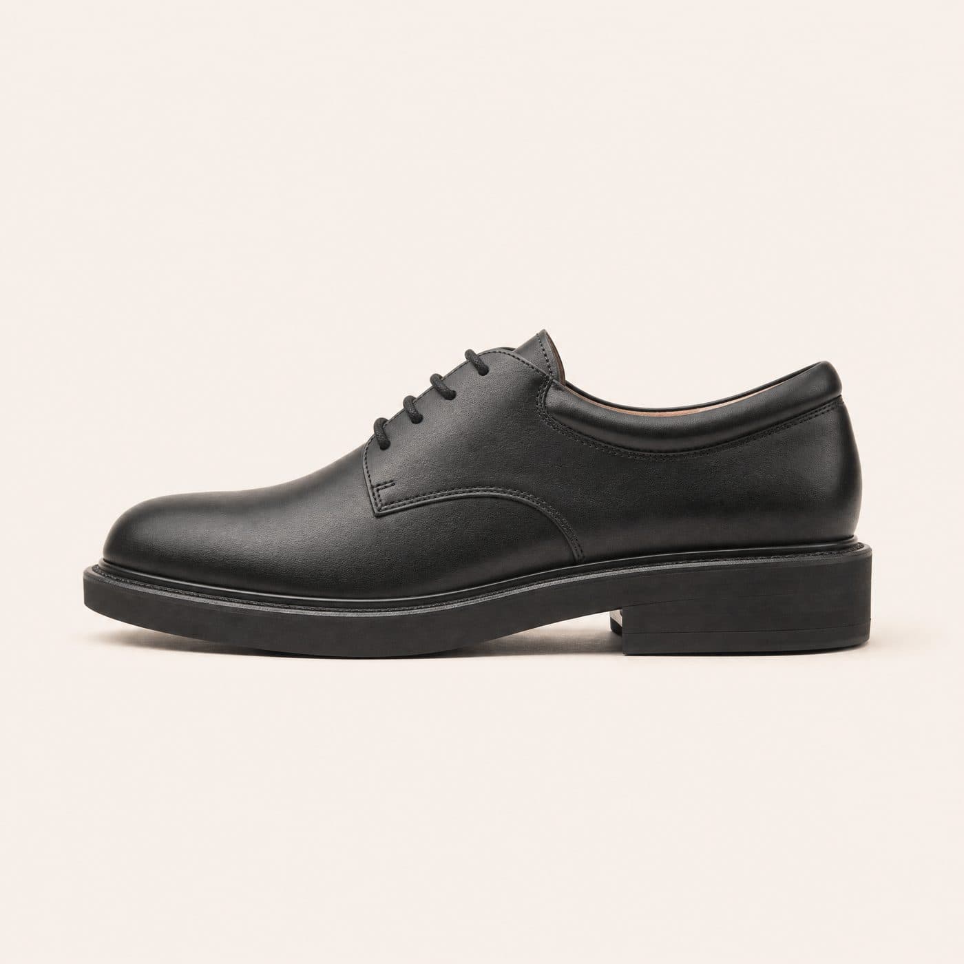 Derby Cushioned in side view